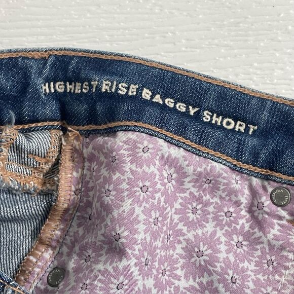 NWT American Eagle Jean Shorts ALTERED Cheeky Cut Off Patchwork Denim Size 8 - Picture 4 of 9